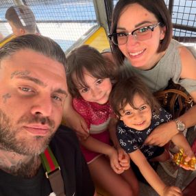 Noemi, Famiglia a Lavena ponte Tresa