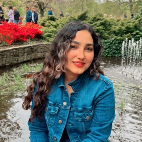 Elham, Babysitter a Bari