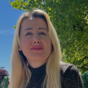 Myzejen, Babysitter a Vigevano