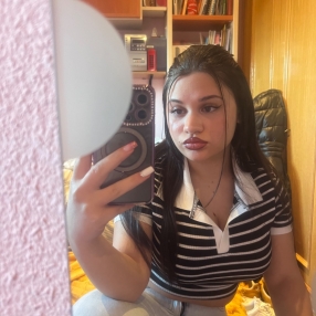 Daniela, Babysitter a Rometta Marea