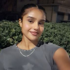 Parneet, Babysitter in Cupra Marittima