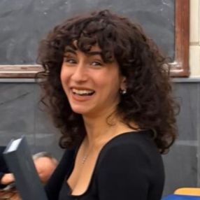 Francesca, Babysitter a Andria