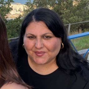 Assunta, Babysitter a Battipaglia