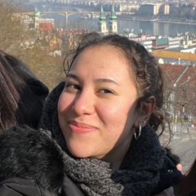 Giada Victoria, Babysitter a Melegnano