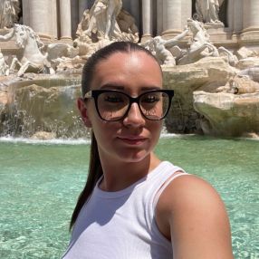 Giulia, Babysitter in Roverbella