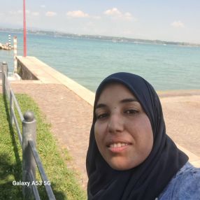 Mina, Babysitter a Provincia di Piacenza
