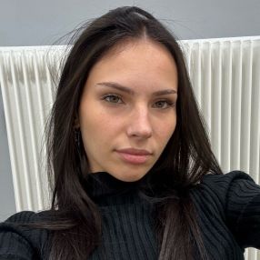Alessia, Babysitter a Motta di Livenza