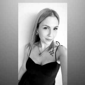 Luana, Babysitter a Carinaro