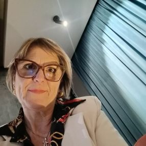 Vita, Babysitter a Campagna