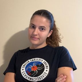 Camilla, Babysitter a Canonica D'adda