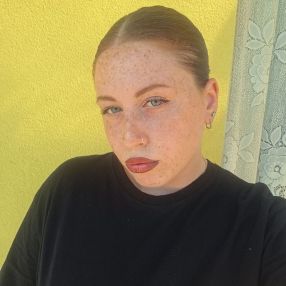 Simona, Babysitter a Montignano-Marzocca