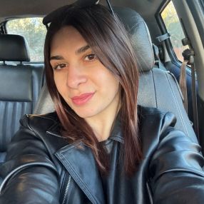 Sara, Babysitter a Ilbono