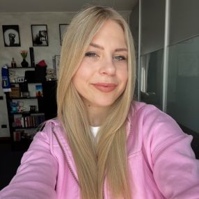 Roksolana, Babysitter a Azzano San Paolo