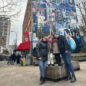 Beatrice, Famiglia a Genova