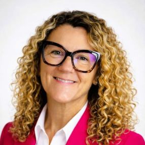 MAURIZIA, Babysitter a Viadana