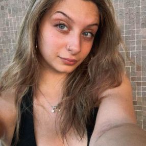Desiree, Babysitter in Castelletto