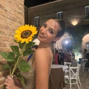 Carlotta, Babysitter a Castellaneta