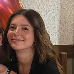 Veronica, Babysitter a Provincia di Padova