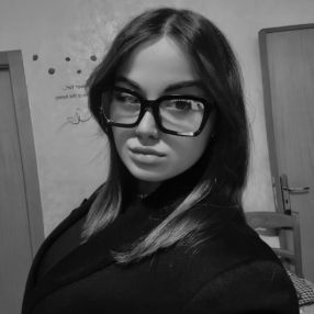 Federica, Babysitter a Galatone