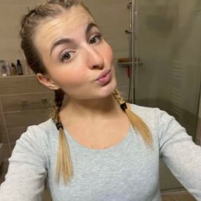 Denise, Babysitter a Provincia di Sondrio