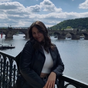 Ilaria, Babysitter a Cles