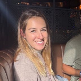 Lucia, Babysitter a Brebbia