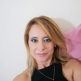 Mariadele, Babysitter a Locri