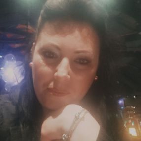 Enza, Babysitter a Ercolano