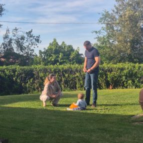 Manon, Famiglia a Monte Porzio Catone