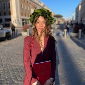 Alessia, Babysitter a Catanzaro
