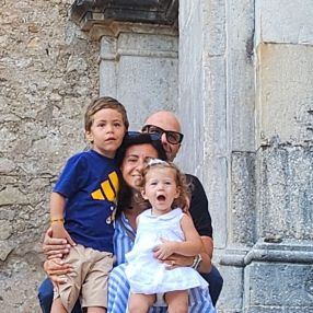 Carla, Famiglia a Meda