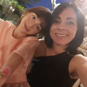 Silvia, Famiglia a Caronno Pertusella