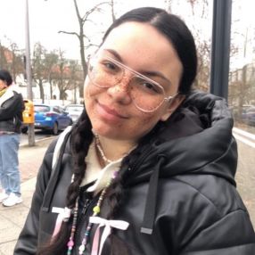 Francesca, Babysitter a Verbania