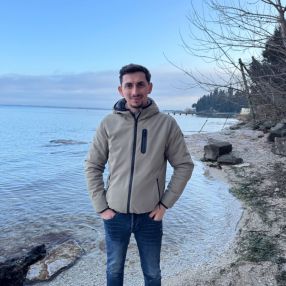 Arianit, Famiglia a Calvagese della Riviera