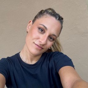 Federica, Babysitter a Cene