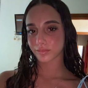Vittoria, Babysitter a Maiori