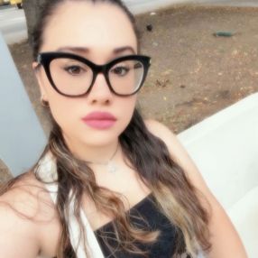 Aurora, Babysitter in Catania