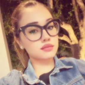Aurora, Babysitter in Catania