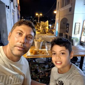 Alessandro, Famiglia a La Spezia
