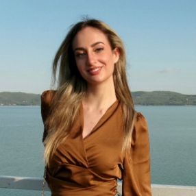Valeria, Babysitter a Perugia