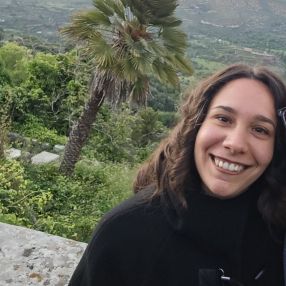 Dalila, Babysitter a Canicattini Bagni