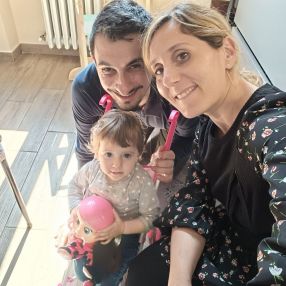 Giulia, Family in Nettuno
