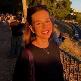 Jasmine, Babysitter a San Giovanni Valdarno