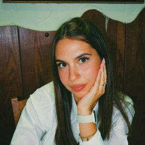 Alisia, Babysitter a Pianezza