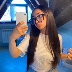 Yasmine, Babysitter a Trezzano Rosa