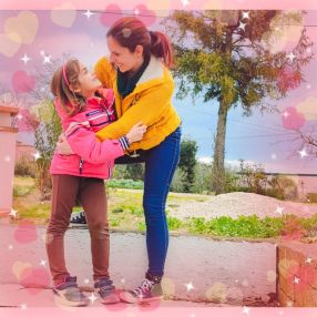 Erika, Famiglia a San Costanzo
