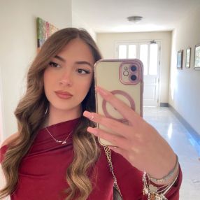 Ginevra, Babysitter in Termini Imerese