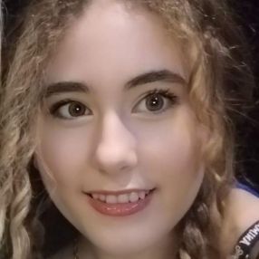 Chiara, Babysitter a Poviglio