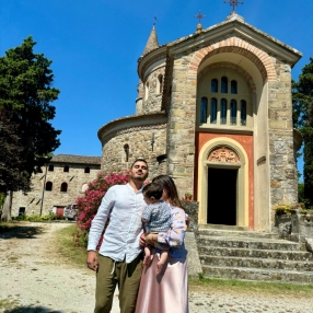 Consuelo, Famiglia a Pieve Santo Stefano