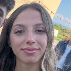 Martina, Babysitter a Vecchiano